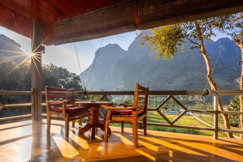 Resort Maison De Nongkhiaw Extérieur photo